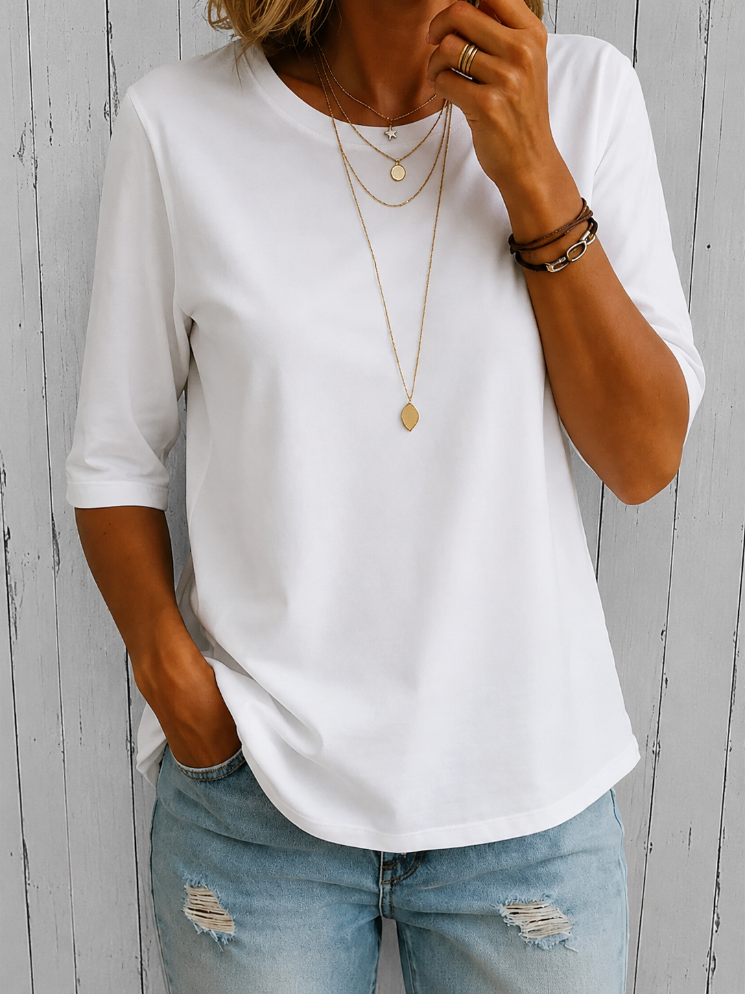 Livia | Relaxed Half-Sleeve Tee