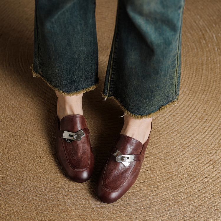Ezra | Classic Lock Accent Mule Loafers