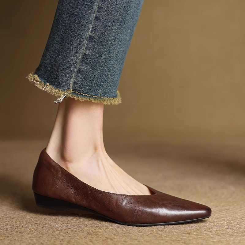 Rachel | Pointed-Toe Everyday Flats