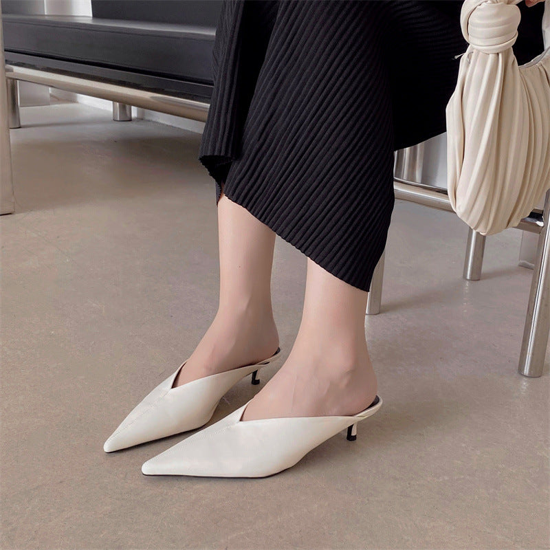 Peya | Pointed-Toe Kitten Heel Mules