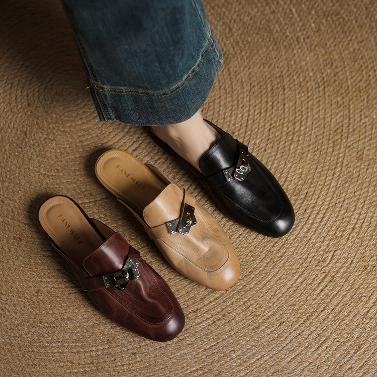 Ezra | Classic Lock Accent Mule Loafers