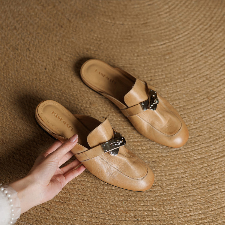 Ezra | Classic Lock Accent Mule Loafers