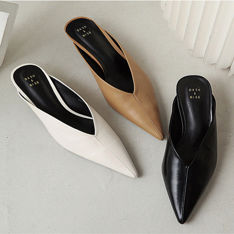 Peya | Pointed-Toe Kitten Heel Mules