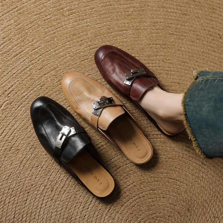 Ezra | Classic Lock Accent Mule Loafers