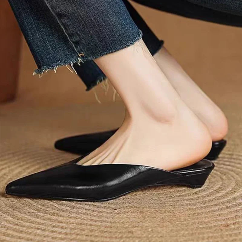 Sofieya | Pointed-Toe Leather Mules