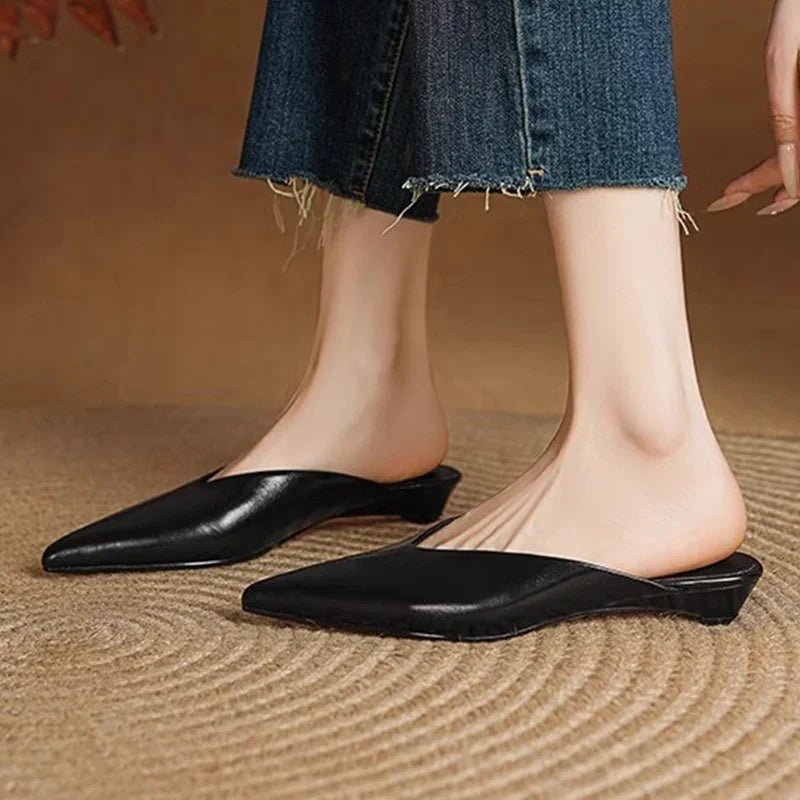 Sofieya | Pointed-Toe Leather Mules