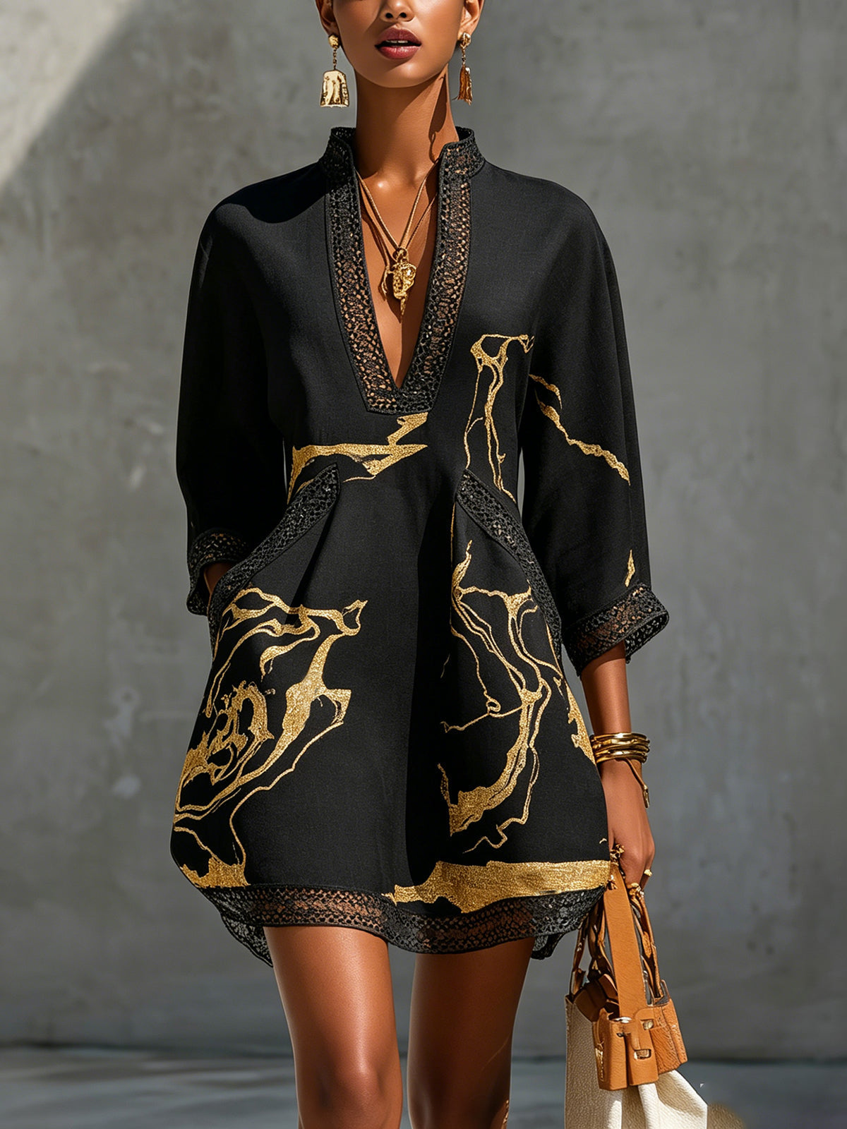 Lou | Printed V-Neck Shift Dress